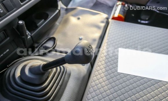 Acheter Import Voiture Toyota Coaster Blanc à Import - Dubai, Adrar Acheter Import Voiture Toyota Coaster Blanc à Import - Dubai, Adrar