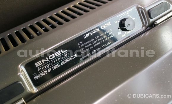 Acheter Import Voiture Toyota Coaster Blanc à Import - Dubai, Adrar Acheter Import Voiture Toyota Coaster Blanc à Import - Dubai, Adrar