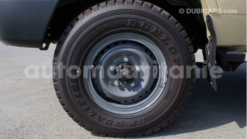 Big with watermark toyota land cruiser adrar import dubai 2694