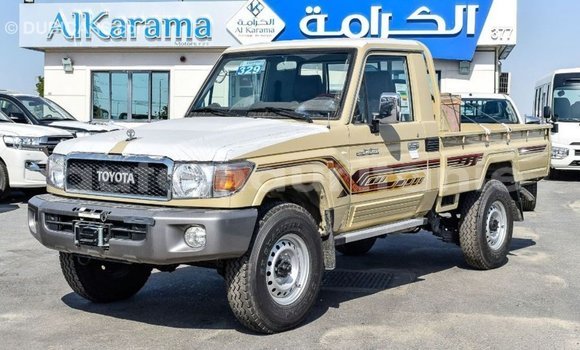 Buy Import Toyota Land Cruiser Beige Car in Import - Dubai in Adrar Buy Import Toyota Land Cruiser Beige Car in Import - Dubai in Adrar