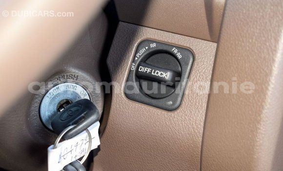 Buy Import Toyota Land Cruiser Beige Car in Import - Dubai in Adrar Buy Import Toyota Land Cruiser Beige Car in Import - Dubai in Adrar