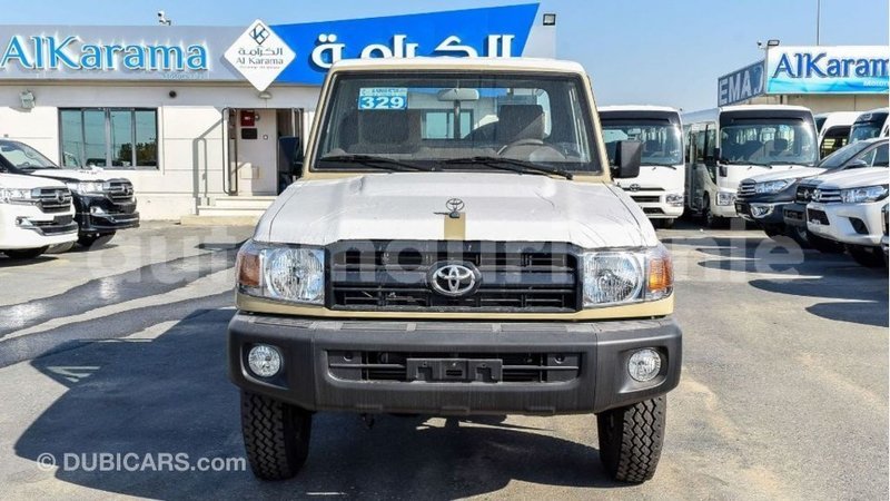 Big with watermark toyota land cruiser adrar import dubai 2699