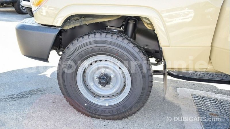 Big with watermark toyota land cruiser adrar import dubai 2699