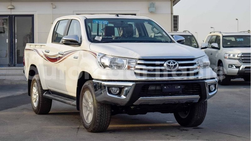 Big with watermark toyota hilux adrar import dubai 2700