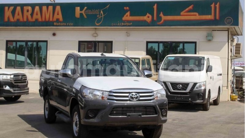 Big with watermark toyota hilux adrar import dubai 2702