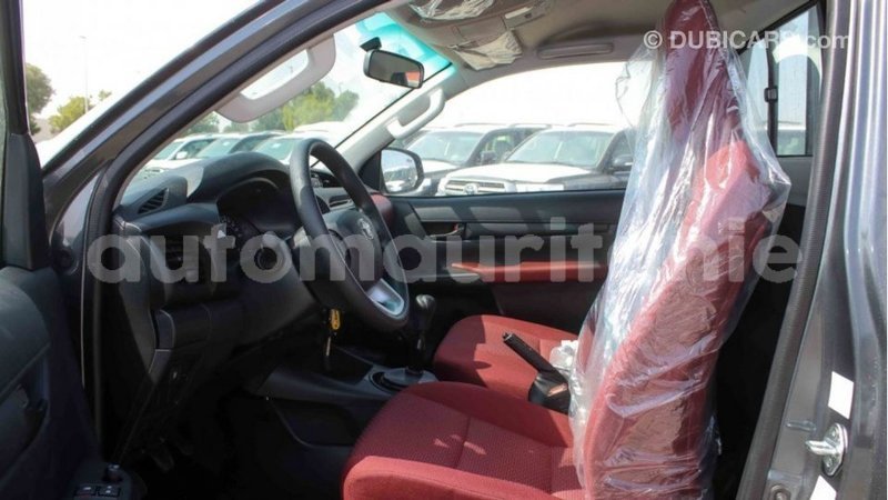 Big with watermark toyota hilux adrar import dubai 2702