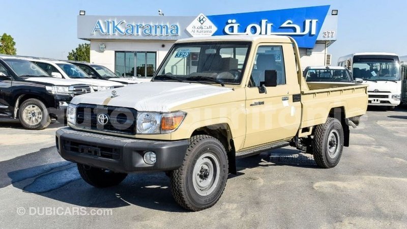 Big with watermark toyota land cruiser adrar import dubai 2704