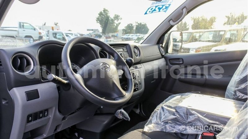 Big with watermark nissan urvan adrar import dubai 2707