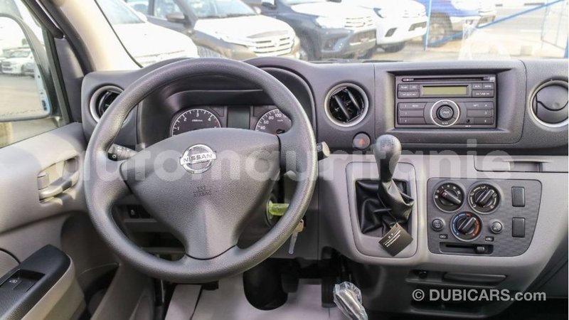 Big with watermark nissan urvan adrar import dubai 2707