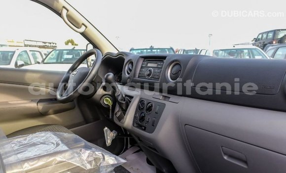 Acheter Import Voiture Nissan Urvan Blanc à Import - Dubai, Adrar Acheter Import Voiture Nissan Urvan Blanc à Import - Dubai, Adrar
