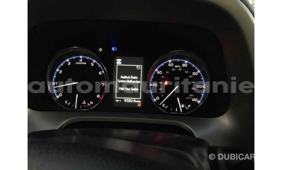 Acheter Import Voiture Toyota RAV4 Noir à Import - Dubai, Adrar Acheter Import Voiture Toyota RAV4 Noir à Import - Dubai, Adrar