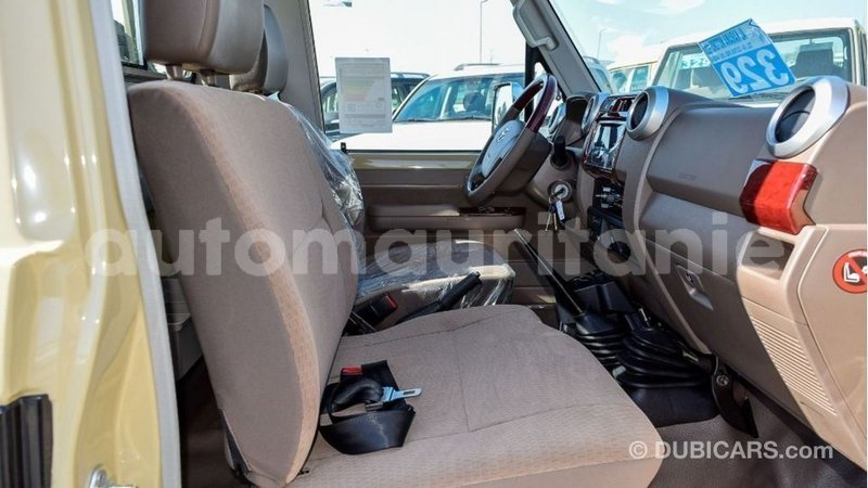 Big with watermark toyota land cruiser adrar import dubai 2710