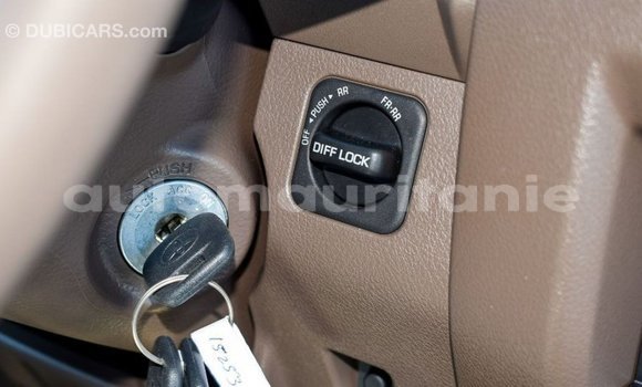 Acheter Import Voiture Toyota Land Cruiser Beige à Import - Dubai, Adrar Acheter Import Voiture Toyota Land Cruiser Beige à Import - Dubai, Adrar