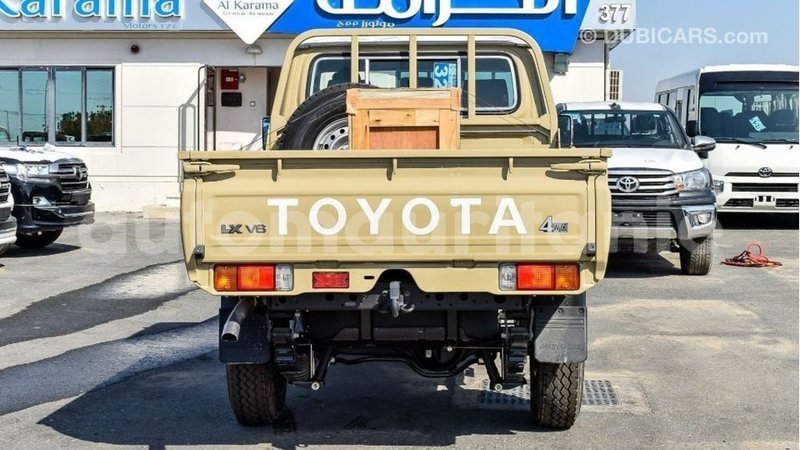 Big with watermark toyota land cruiser adrar import dubai 2710