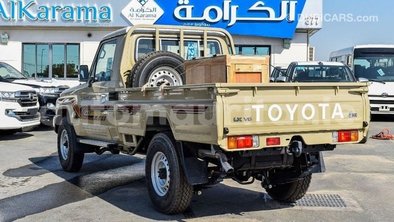 Big with watermark toyota land cruiser adrar import dubai 2710