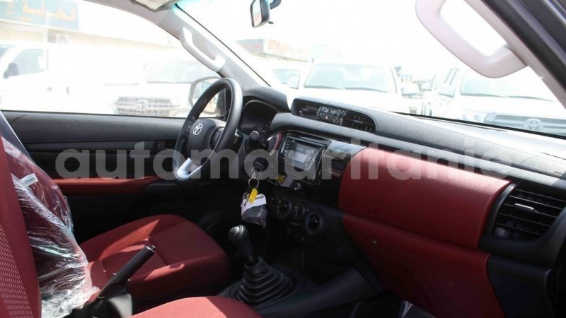 Big with watermark toyota hilux adrar import dubai 2715