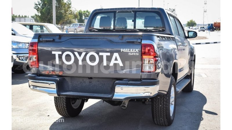 Big with watermark toyota hilux adrar import dubai 2723