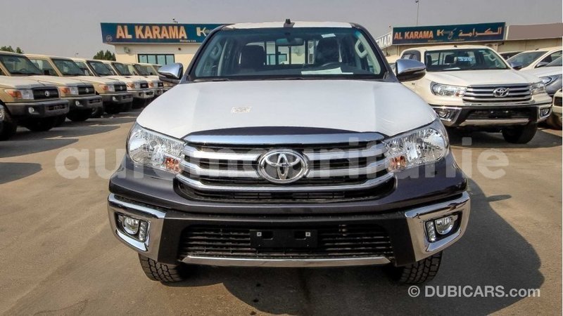 Big with watermark toyota hilux adrar import dubai 2724