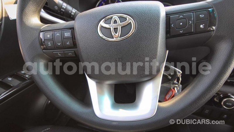 Big with watermark toyota hilux adrar import dubai 2724