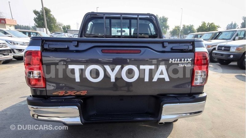 Big with watermark toyota hilux adrar import dubai 2724