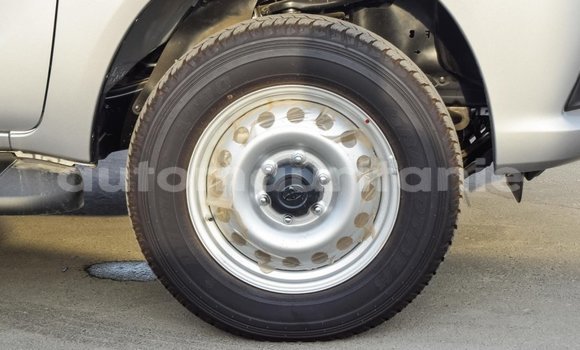 Acheter Import Voiture Toyota Hilux Autre à Import - Dubai, Adrar Acheter Import Voiture Toyota Hilux Autre à Import - Dubai, Adrar