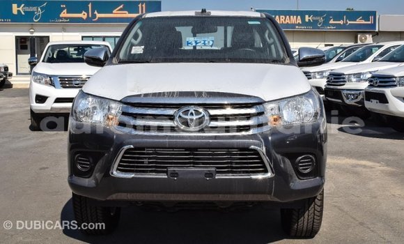 Acheter Import Voiture Toyota Hilux Autre à Import - Dubai, Adrar Acheter Import Voiture Toyota Hilux Autre à Import - Dubai, Adrar