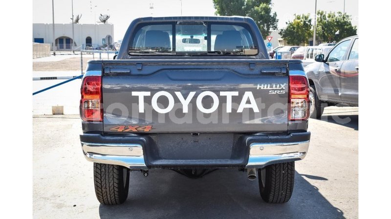Big with watermark toyota hilux adrar import dubai 2730