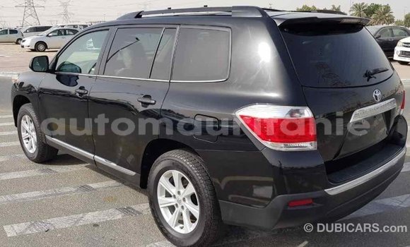 Acheter Import Voiture Toyota Highlander Noir à Import - Dubai, Adrar Acheter Import Voiture Toyota Highlander Noir à Import - Dubai, Adrar