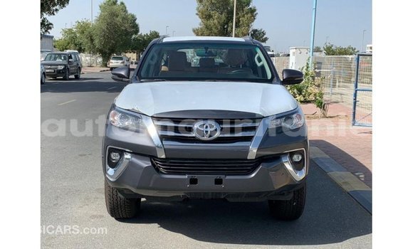 Acheter Import Voiture Toyota Fortuner Autre à Import - Dubai, Adrar Acheter Import Voiture Toyota Fortuner Autre à Import - Dubai, Adrar