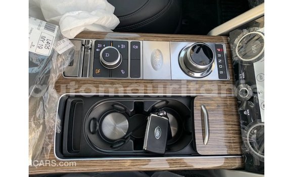 Acheter Import Voiture Land Rover Range Rover Noir à Import - Dubai, Adrar Acheter Import Voiture Land Rover Range Rover Noir à Import - Dubai, Adrar