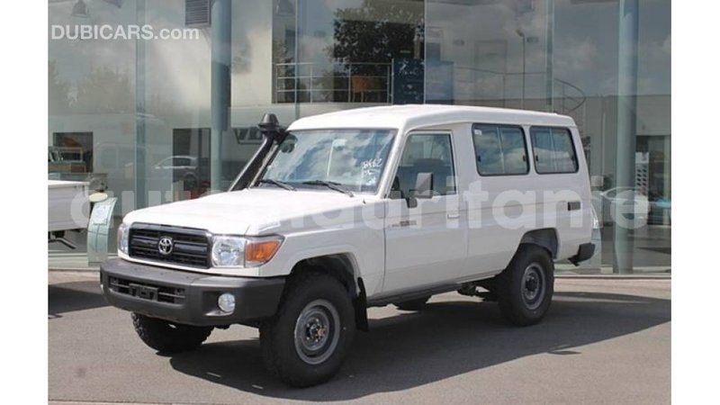 Big with watermark toyota land cruiser adrar import dubai 2743