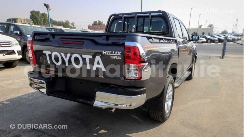 Big with watermark toyota hilux adrar import dubai 2745