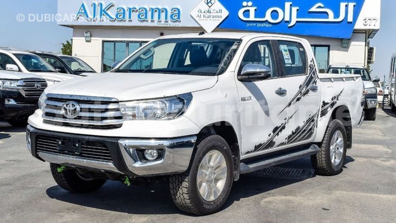 Big with watermark toyota hilux adrar import dubai 2748