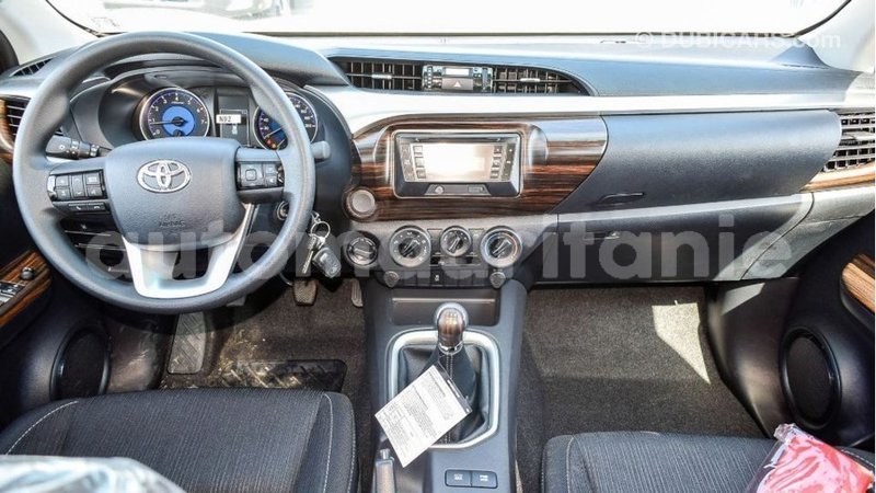 Big with watermark toyota hilux adrar import dubai 2748