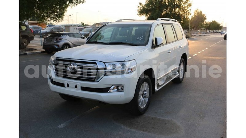 Big with watermark toyota land cruiser adrar import dubai 2754