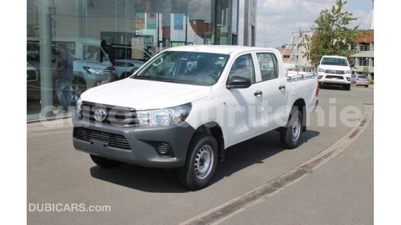 Big with watermark toyota hilux adrar import dubai 2760
