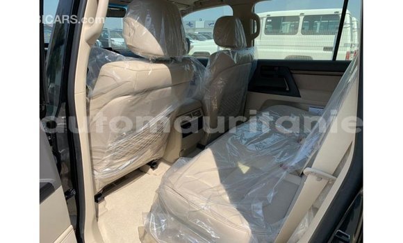 Buy Import Toyota Land Cruiser Black Car in Import - Dubai in Adrar Buy Import Toyota Land Cruiser Black Car in Import - Dubai in Adrar