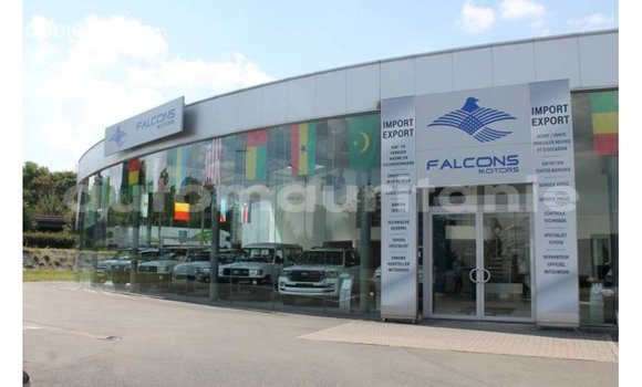 Buy Import Toyota Hilux White Car in Import - Dubai in Adrar Buy Import Toyota Hilux White Car in Import - Dubai in Adrar