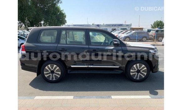 Acheter Import Voiture Toyota Land Cruiser Noir à Import - Dubai, Adrar Acheter Import Voiture Toyota Land Cruiser Noir à Import - Dubai, Adrar