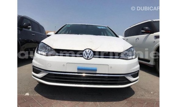 Acheter Import Voiture Volkswagen Golf Blanc à Import - Dubai, Adrar Acheter Import Voiture Volkswagen Golf Blanc à Import - Dubai, Adrar