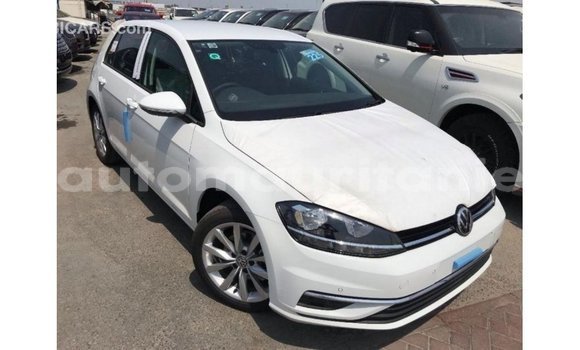 Acheter Import Voiture Volkswagen Golf Blanc à Import - Dubai, Adrar Acheter Import Voiture Volkswagen Golf Blanc à Import - Dubai, Adrar