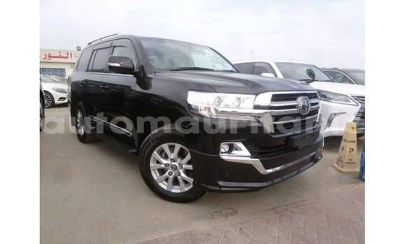 Acheter Import Voiture Toyota Land Cruiser Noir à Import - Dubai, Adrar Acheter Import Voiture Toyota Land Cruiser Noir à Import - Dubai, Adrar