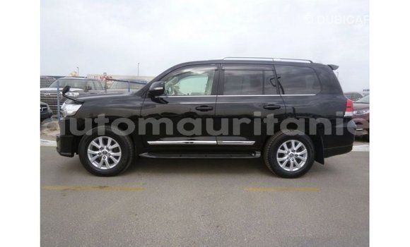 Acheter Import Voiture Toyota Land Cruiser Noir à Import - Dubai, Adrar Acheter Import Voiture Toyota Land Cruiser Noir à Import - Dubai, Adrar