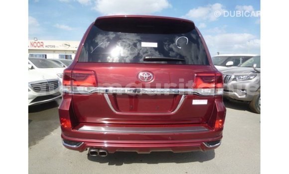 Acheter Import Voiture Toyota Land Cruiser Rouge à Import - Dubai, Adrar Acheter Import Voiture Toyota Land Cruiser Rouge à Import - Dubai, Adrar