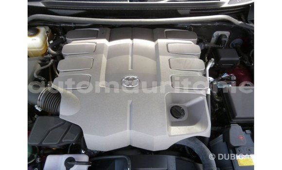 Acheter Import Voiture Toyota Land Cruiser Rouge à Import - Dubai, Adrar Acheter Import Voiture Toyota Land Cruiser Rouge à Import - Dubai, Adrar