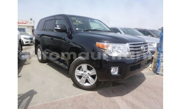 Acheter Import Voiture Toyota Land Cruiser Noir à Import - Dubai, Adrar Acheter Import Voiture Toyota Land Cruiser Noir à Import - Dubai, Adrar