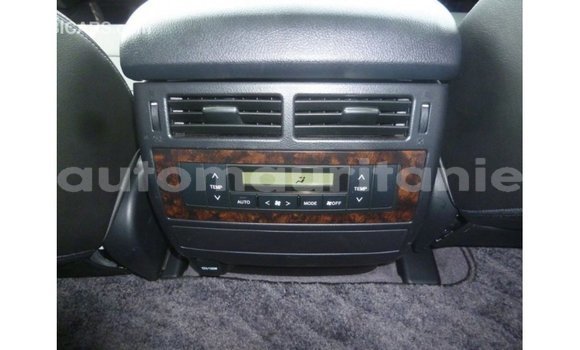 Acheter Import Voiture Toyota Land Cruiser Noir à Import - Dubai, Adrar Acheter Import Voiture Toyota Land Cruiser Noir à Import - Dubai, Adrar