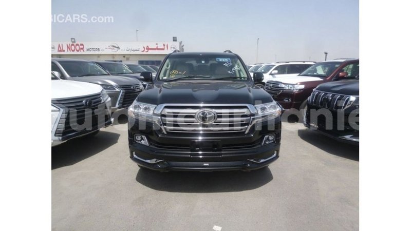 Big with watermark toyota land cruiser adrar import dubai 2791