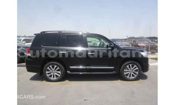 Acheter Import Voiture Toyota Land Cruiser Noir à Import - Dubai, Adrar Acheter Import Voiture Toyota Land Cruiser Noir à Import - Dubai, Adrar