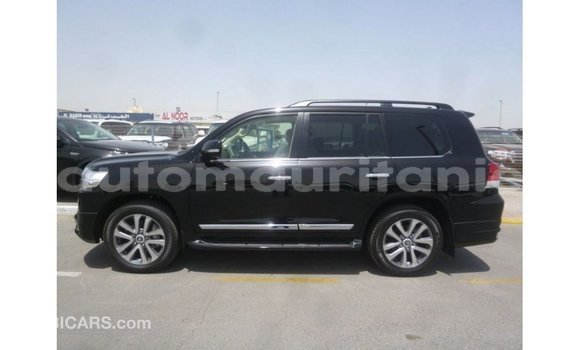 Acheter Import Voiture Toyota Land Cruiser Noir à Import - Dubai, Adrar Acheter Import Voiture Toyota Land Cruiser Noir à Import - Dubai, Adrar